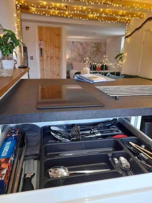 The Walkers' Cwtch Apartment Ffestiniog Bagian luar foto