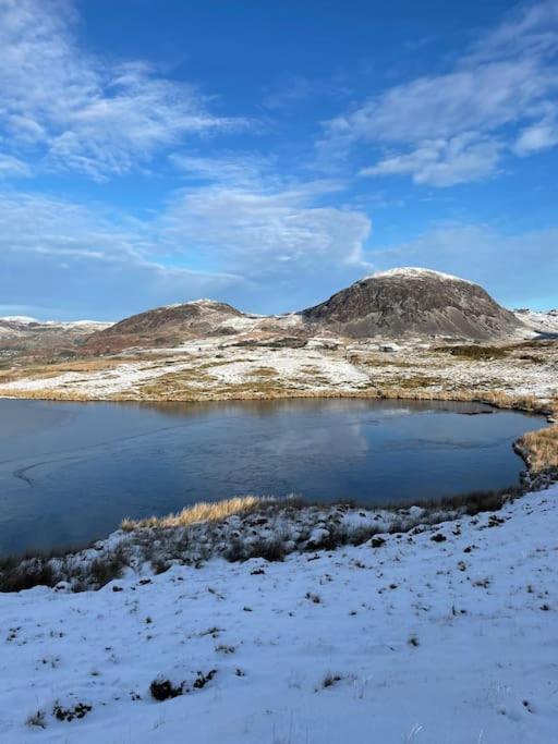 The Walkers' Cwtch Apartment Ffestiniog Bagian luar foto
